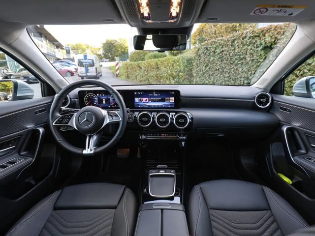 Mercedes-Benz A 200 Progressive