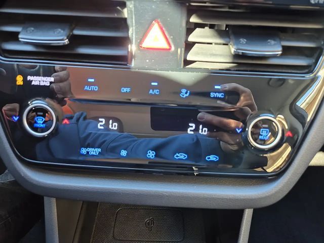 Hyundai Ioniq Plug-in