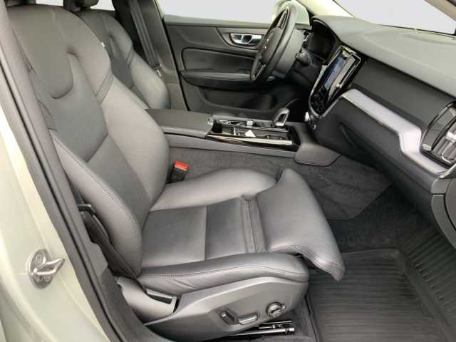 Volvo V60 AWD Recharge T6