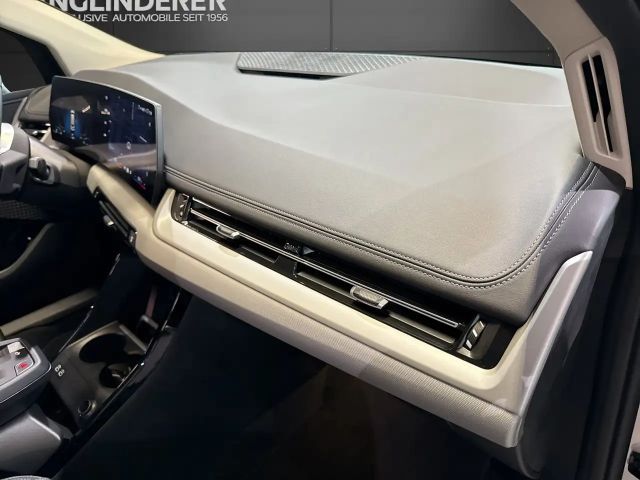 BMW 220 220i Active Tourer