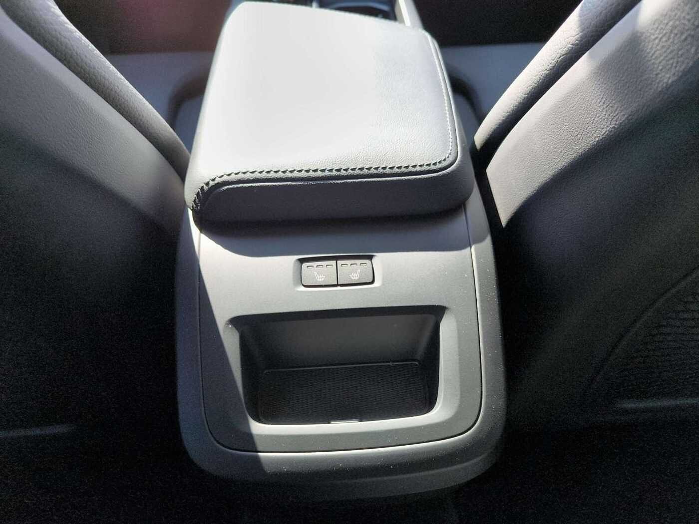 Volvo XC60 AWD Dark Plus