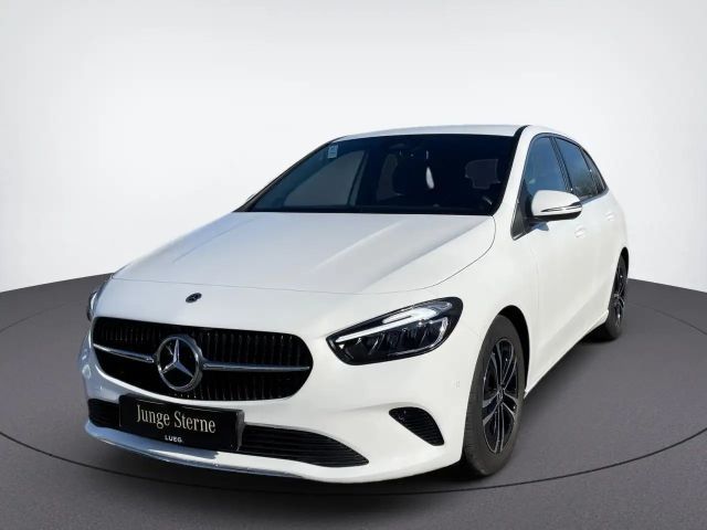 Mercedes-Benz B 200 Progressive Sedan