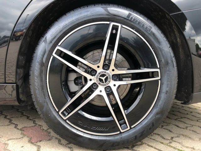 Mercedes-Benz E 200 AMG Line Estate