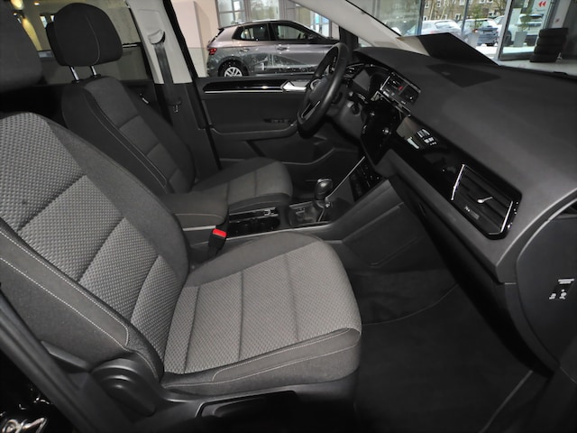 Volkswagen Touran 1.5 TSI DSG R-Line