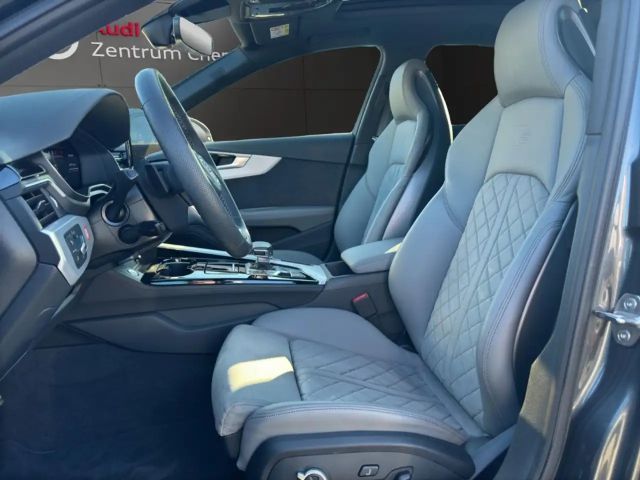 Audi A4 40 TFSI Avant Quattro