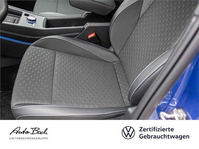 Volkswagen T-Roc 1.5 eTSI DSG R-Line