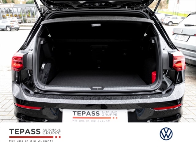 Volkswagen Golf 2.0 TSI Golf VIII