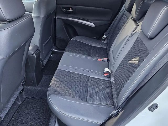 Suzuki S-Cross AllGrip Flash Hybrid