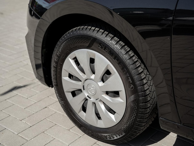 Skoda Fabia 1.0 MPI 5-GANG SpurH SoundSys