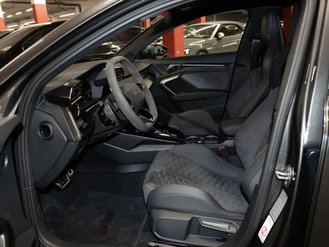 Audi RS3 S-Tronic
