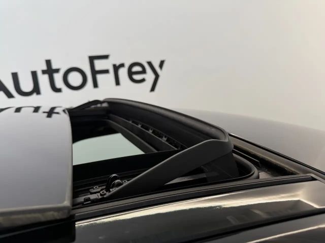 Land Rover Defender 110 AWD D300