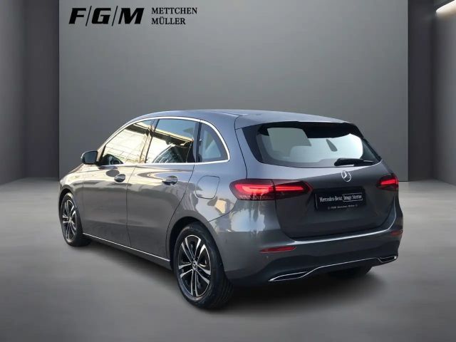Mercedes-Benz B 250 4MATIC Progressive Sedan