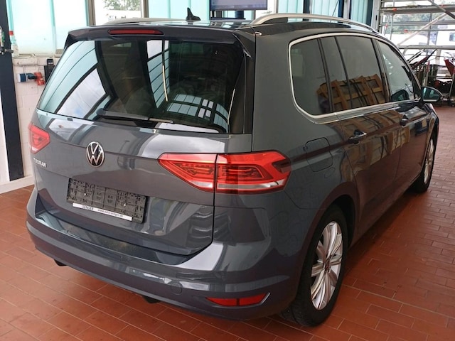 Volkswagen Touran 1.5 TSI DSG Highline
