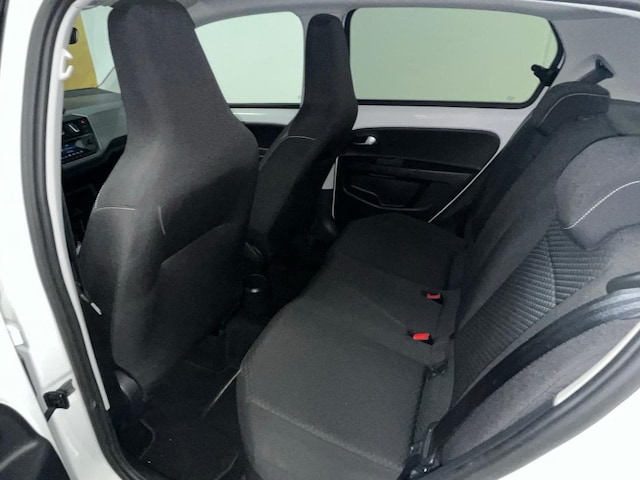 Volkswagen up! Active