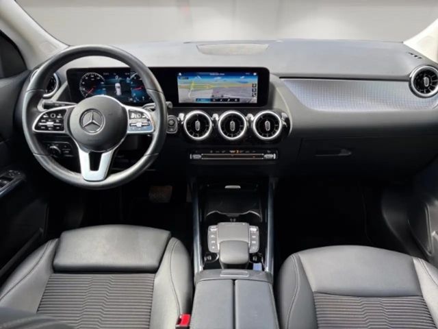 Mercedes-Benz GLA 200 Progressive