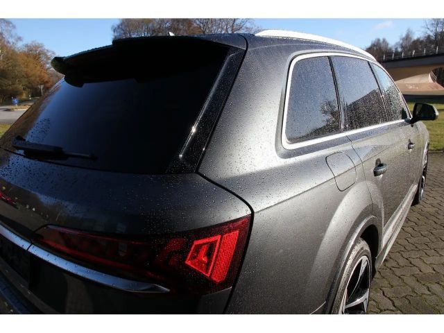 Audi Q7 50 TDI Quattro S-Line