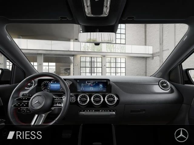 Mercedes-Benz B 250 4MATIC AMG Line