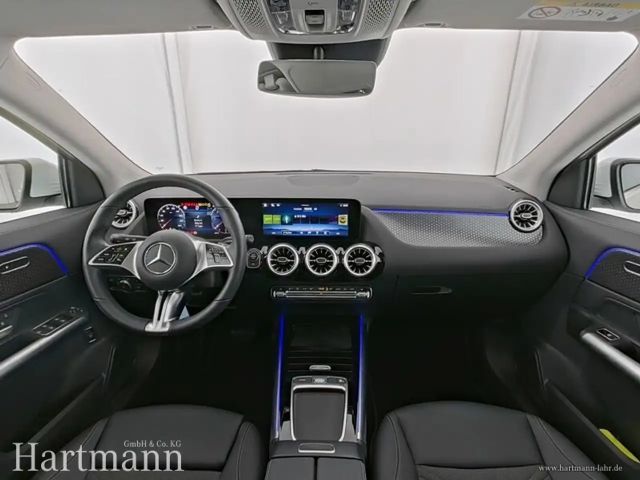 Mercedes-Benz GLA 220 4MATIC GLA 220 d