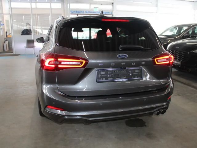 Ford Focus ST Line Wagon