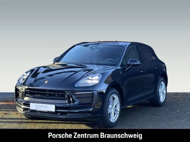 Porsche Macan Sportabgasanlage Luftfederung LED