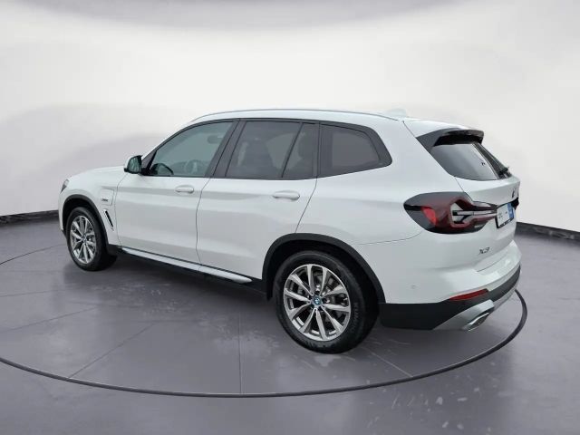 BMW X3 xDrive30e
