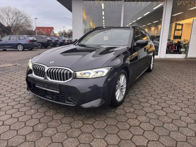 BMW 318 318i M-Sport Touring