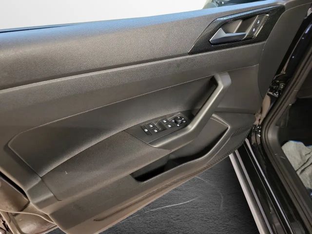 Volkswagen Taigo 1.0 TSI DSG Life