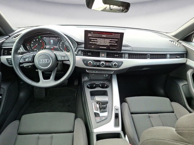Audi A4 35 TFSI Avant S-Tronic