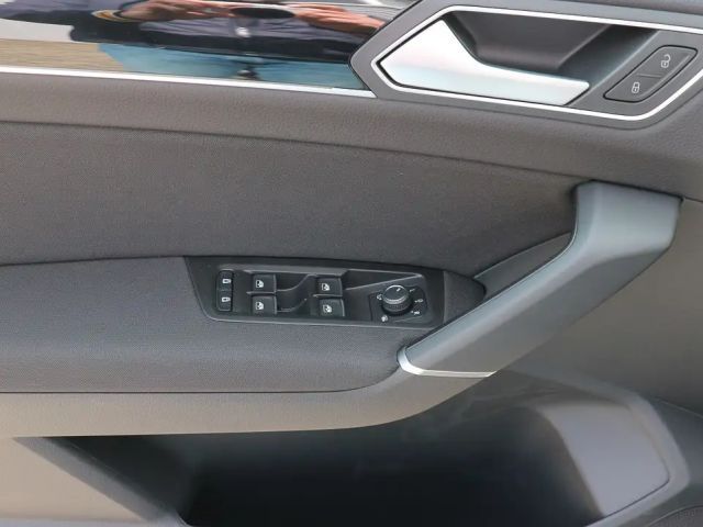 Volkswagen Touran 7-zitter Highline IQ.Drive