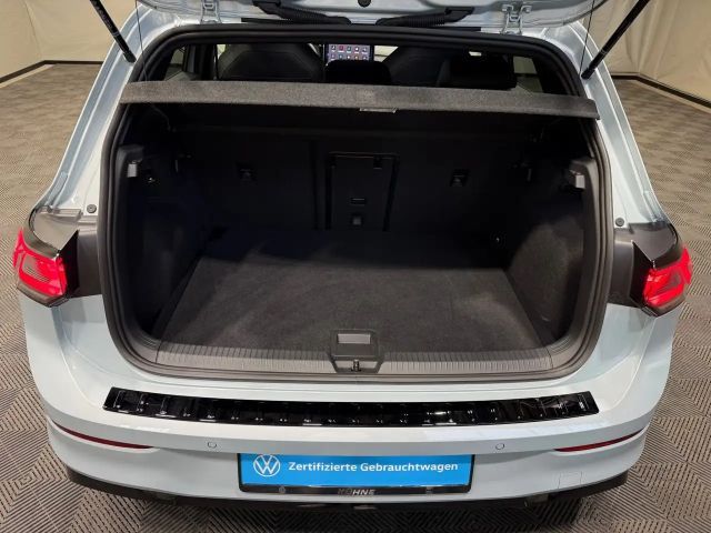 Volkswagen Golf 1.5 eTSI DSG R-Line