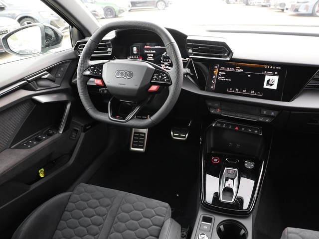 Audi RS3 Quattro S-Tronic Sedan