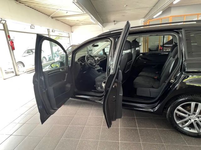 Volkswagen Touran 2.0 TDI Highline