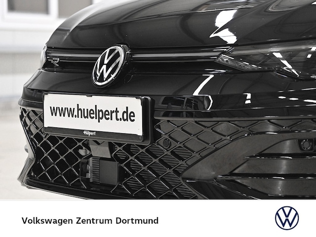 Volkswagen Golf 1.5 eTSI Golf VIII R-Line
