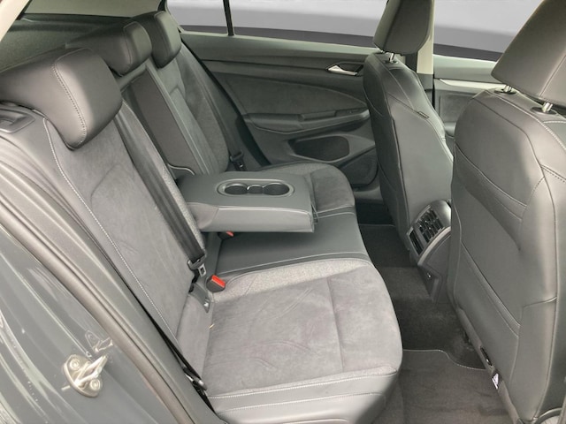 Volkswagen Golf 1.5 eTSI DSG Style