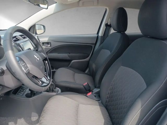 Mitsubishi Space Star Invite Star