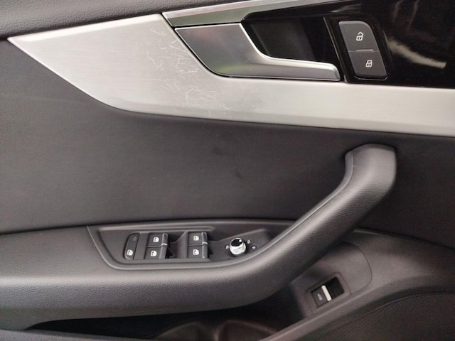 Audi A4 35 TFSI Avant S-Line S-Tronic