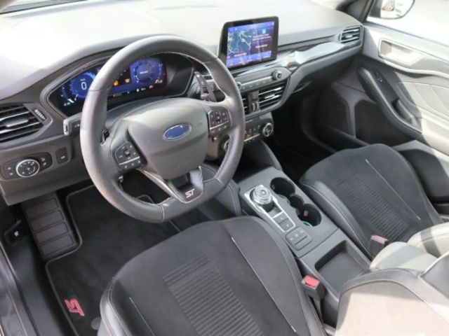 Ford Focus EcoBoost ST Line