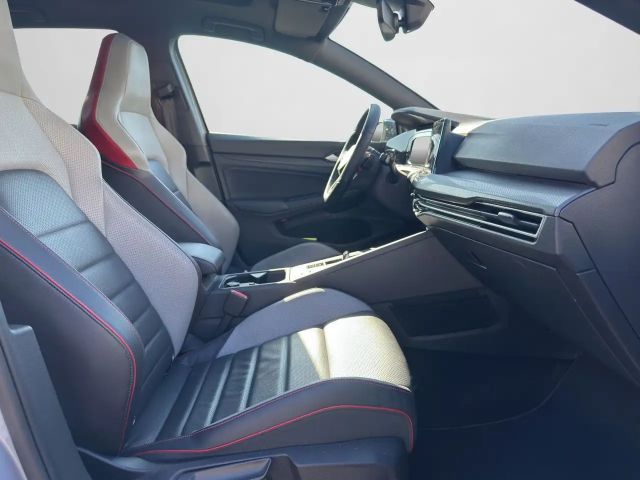 Volkswagen Golf 2.0 TSI DSG GTI Golf VIII Style