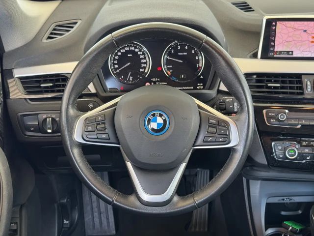 BMW X1 xDrive25e