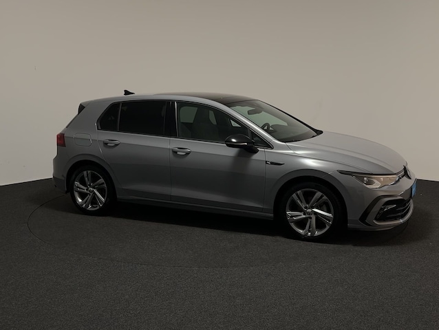 Volkswagen Golf 1.5 eTSI