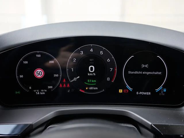 Porsche Panamera 4 E-Hybrid