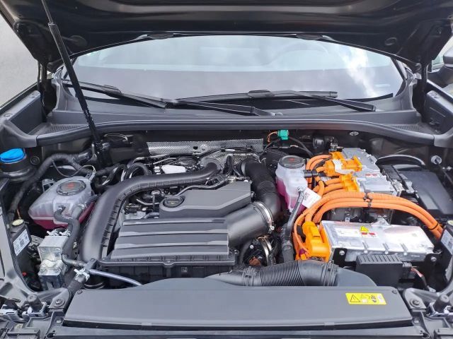 Cupra Terramar 1.5 e-Hybrid VZ