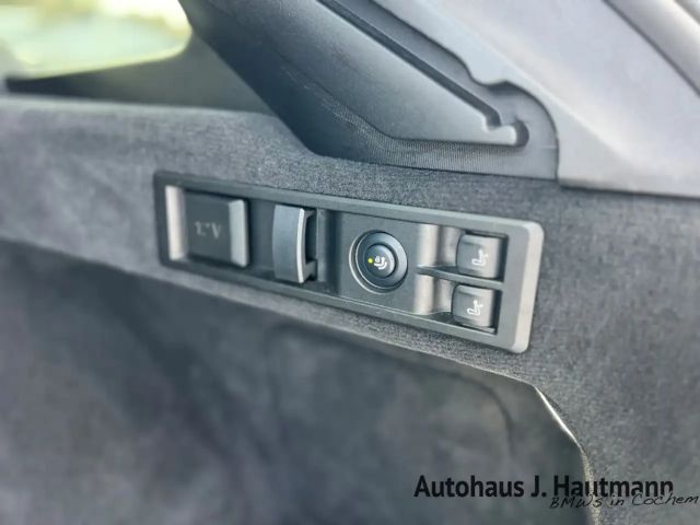 BMW 320 320d M-Sport Touring xDrive