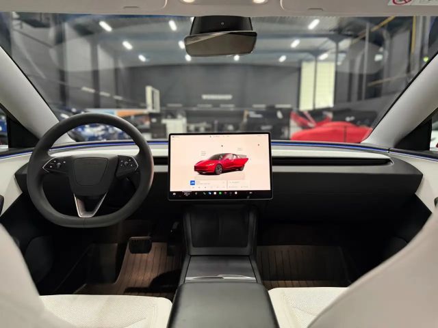Tesla Model 3 RWD