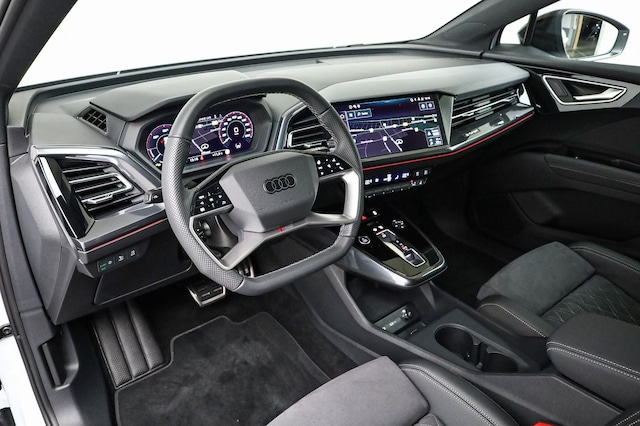 Audi Q4 e-tron SUV 45 e-tron Audi Q4 e-tron