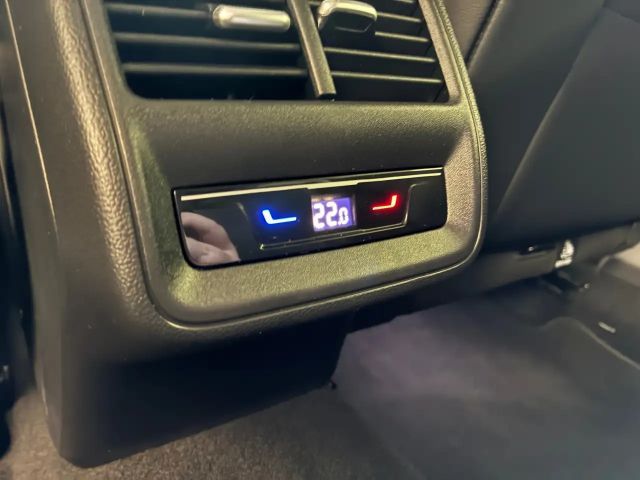 Volkswagen Passat 2.0 TDI Business DSG Variant