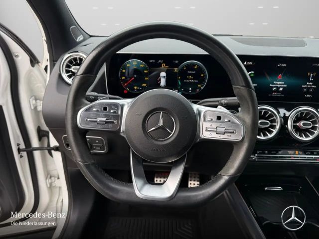Mercedes-Benz GLA 250 4MATIC AMG Line