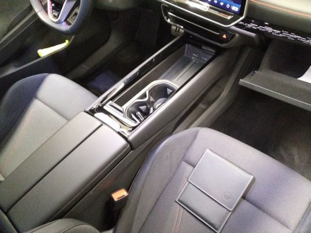 Volkswagen ID.7 340PS NP.74T ACC.5J-G.WÄRMEPUMPE.AHK.AREA-VIEW.NAVI.HUD.LED.APP-C