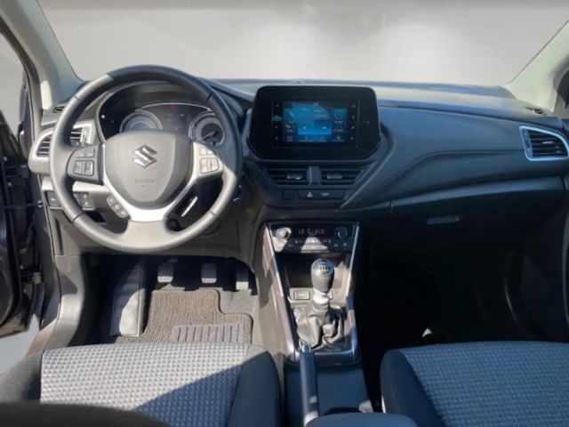 Suzuki SX4 S-Cross Ganzjahresreifen*Rückfahrkamara*Mehrzonenklima*DAB