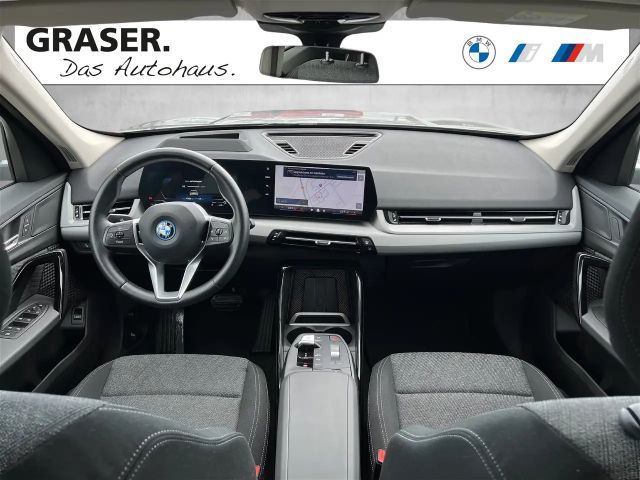 BMW iX1 xDrive30